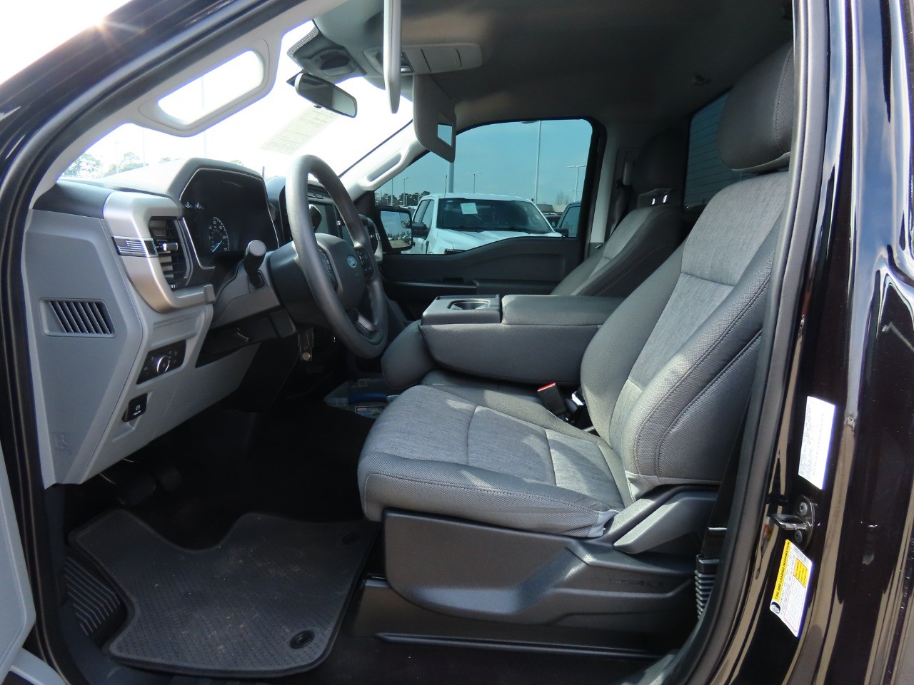 used 2021 Ford F-150 car, priced at $25,999