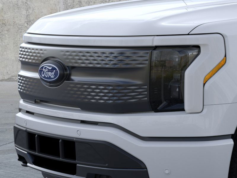 new 2025 Ford F-150 Lightning car