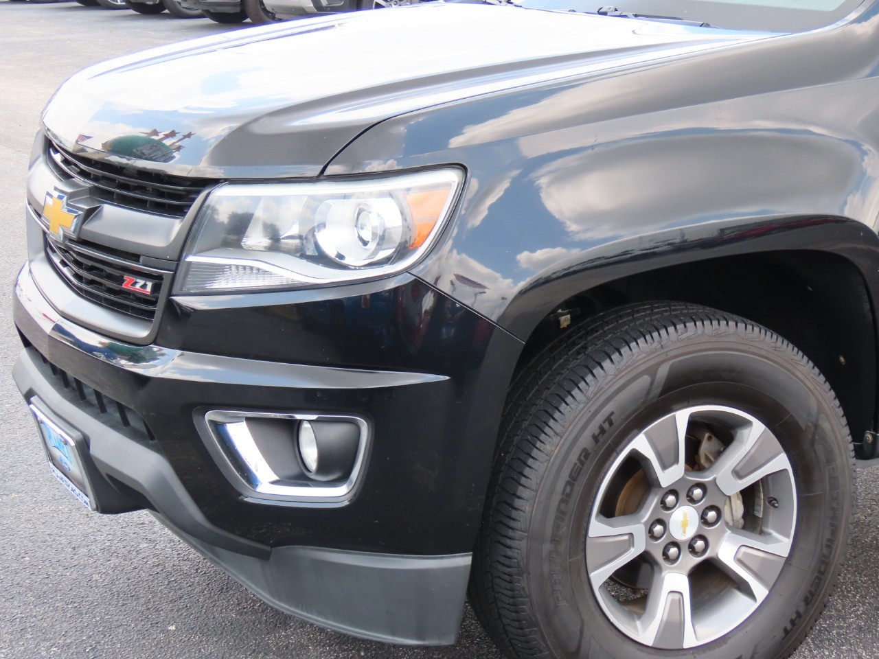 used 2015 Chevrolet Colorado car, priced at $18,999