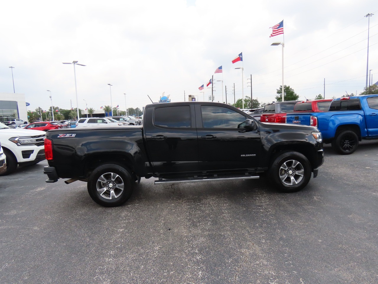 used 2015 Chevrolet Colorado car, priced at $18,999