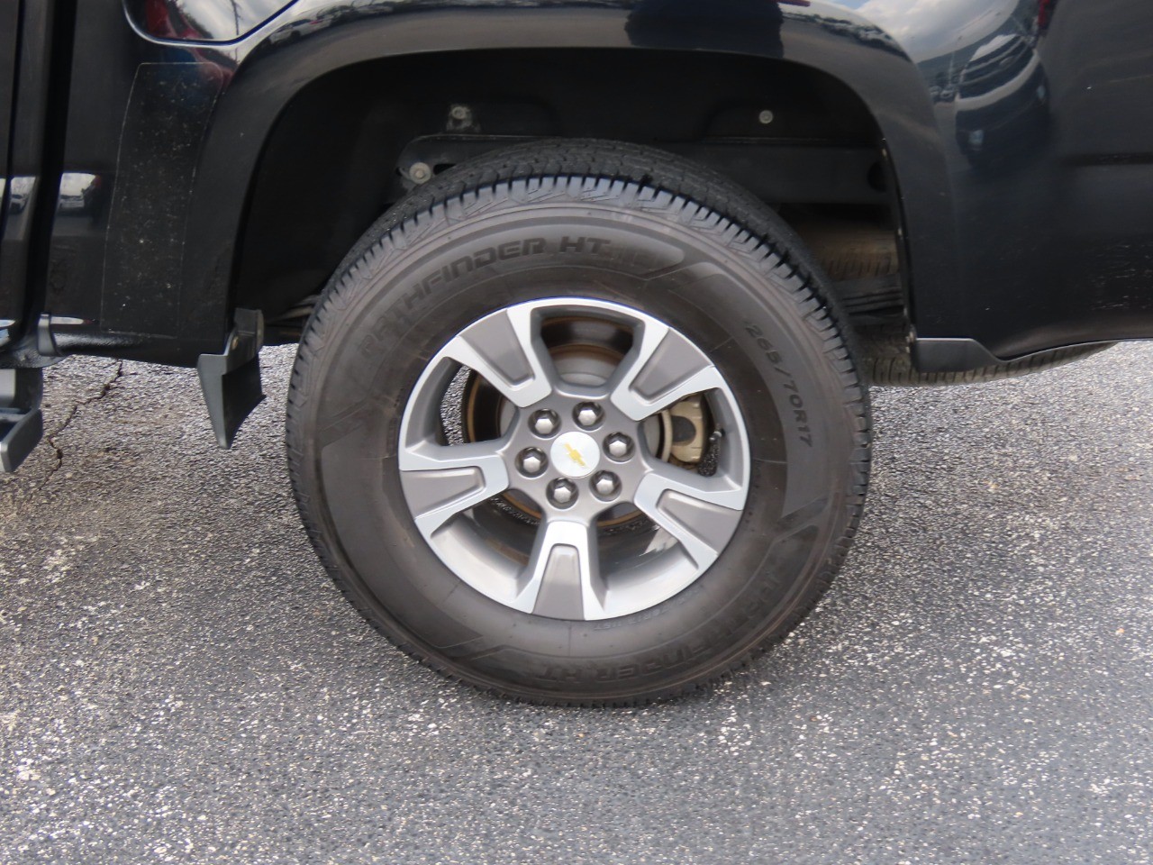 used 2015 Chevrolet Colorado car, priced at $18,999