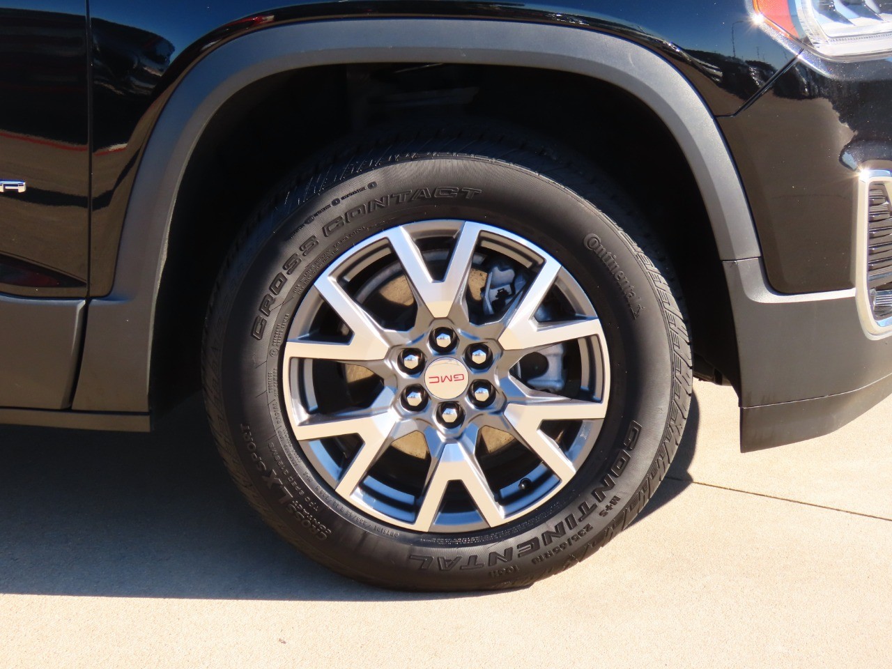 used 2023 GMC Acadia car, priced at $29,999