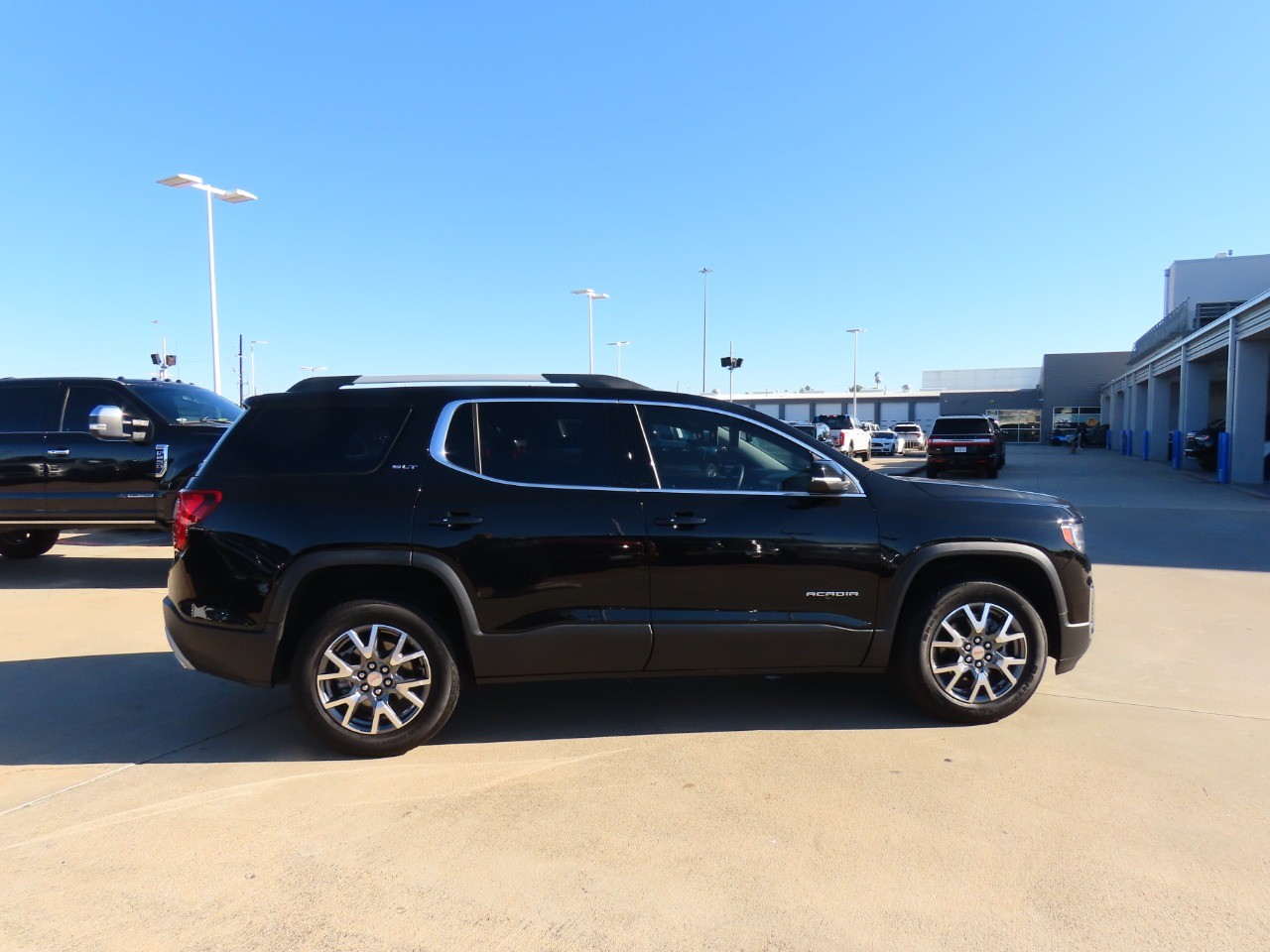 used 2023 GMC Acadia car, priced at $29,999