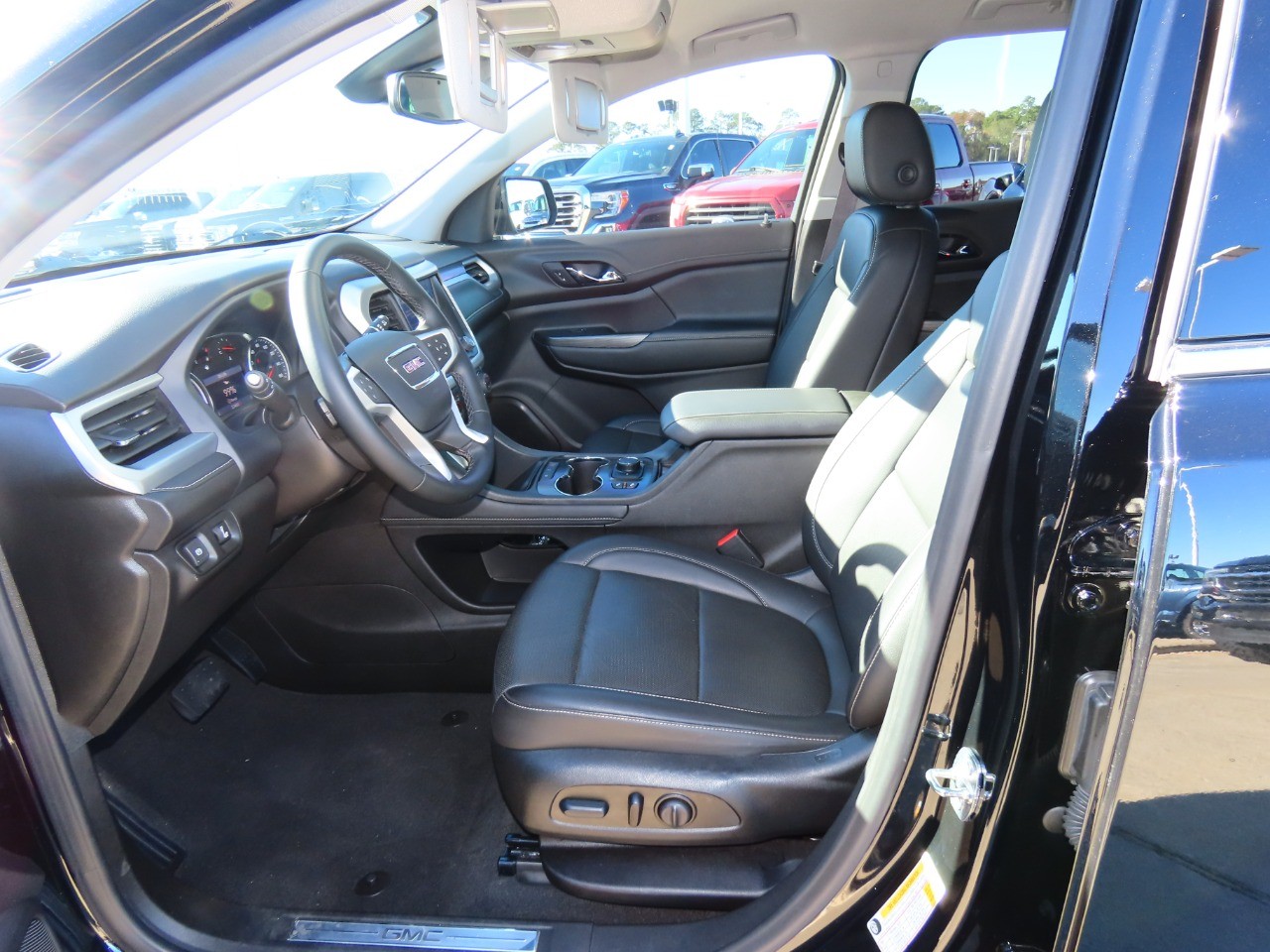 used 2023 GMC Acadia car, priced at $29,999