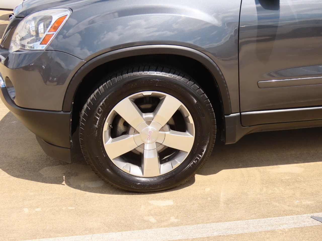 used 2012 GMC Acadia car, priced at $6,999