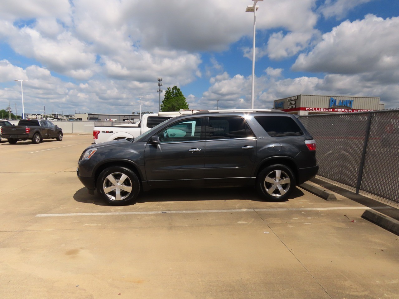 used 2012 GMC Acadia car, priced at $6,999