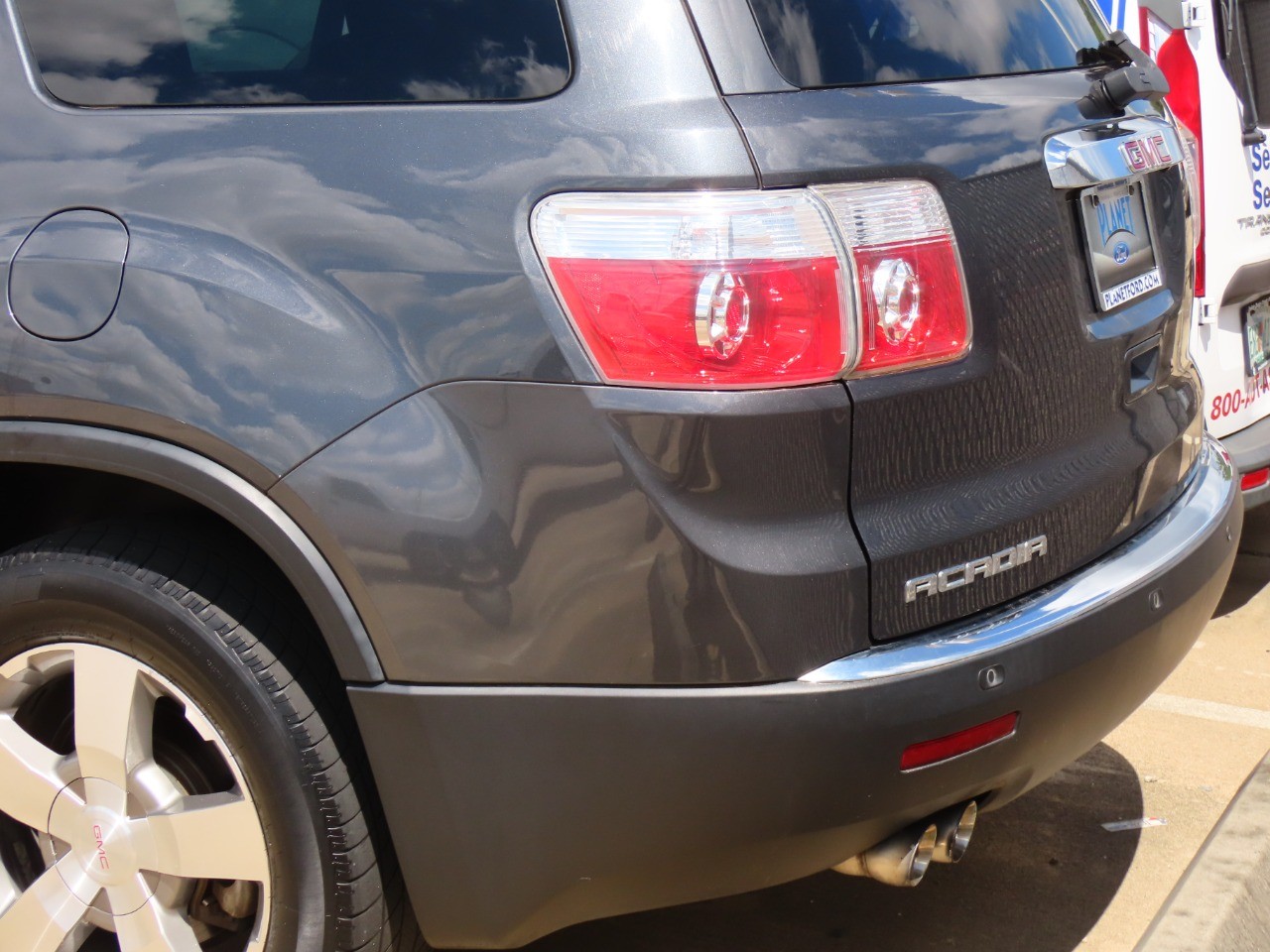 used 2012 GMC Acadia car, priced at $6,999
