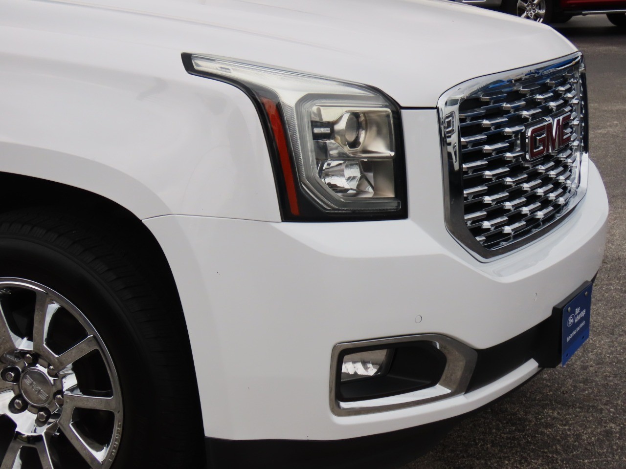 used 2018 GMC Yukon car, priced at $34,999