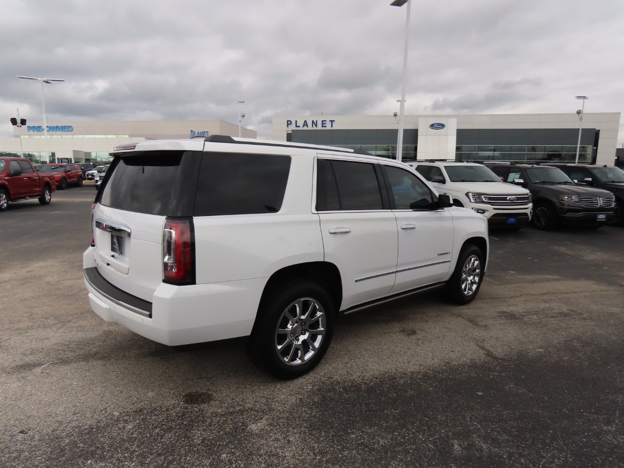 used 2018 GMC Yukon car, priced at $34,999