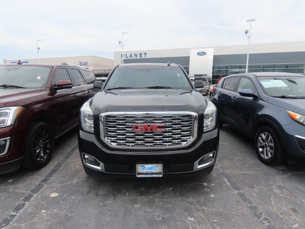 used 2019 GMC Yukon car, priced at $36,999