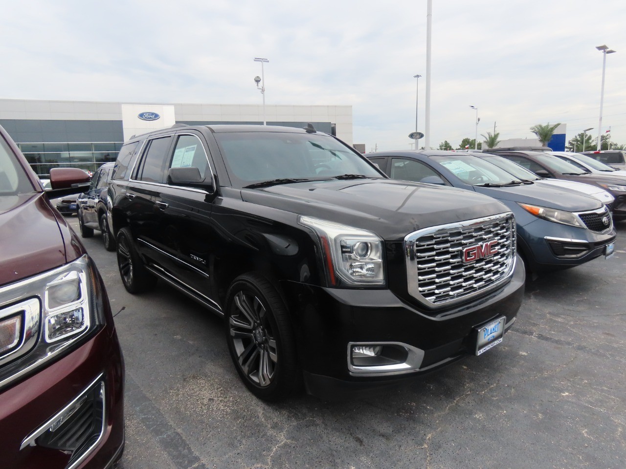 used 2019 GMC Yukon car, priced at $36,999