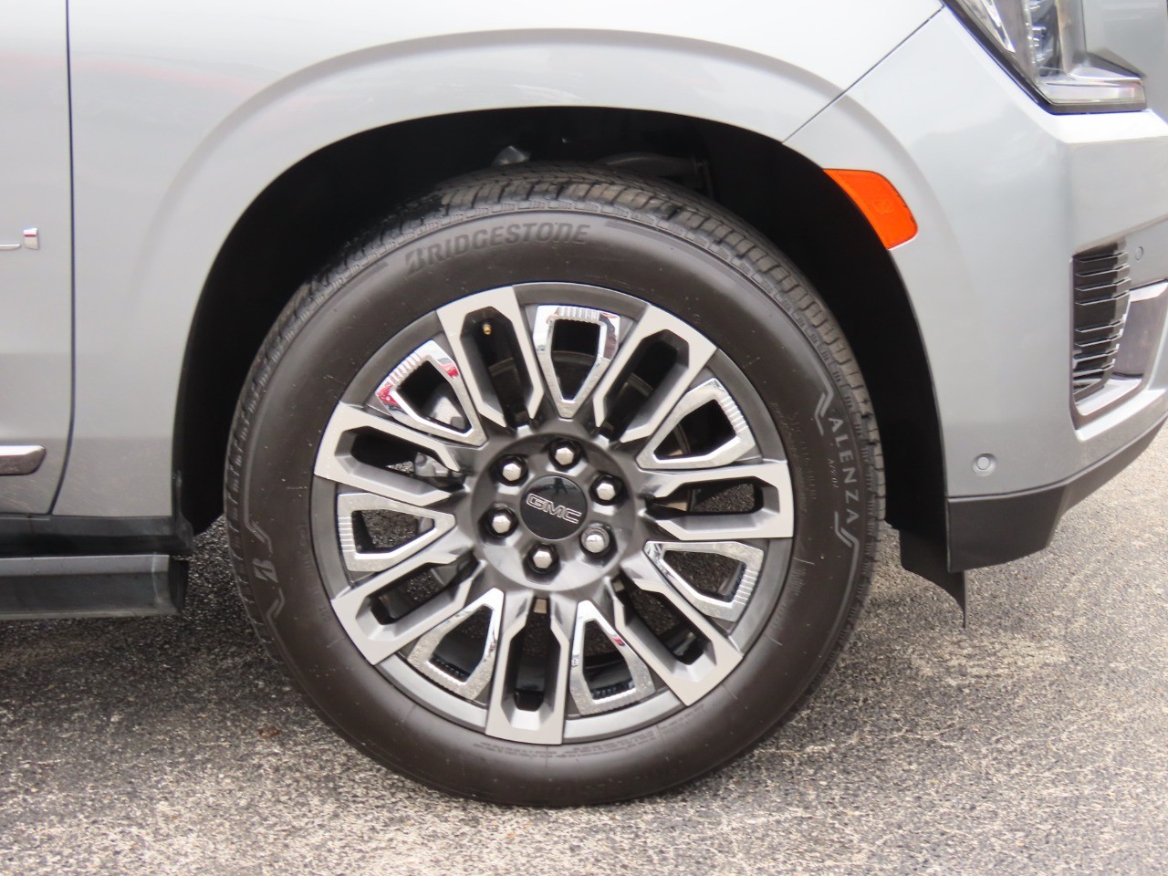 used 2023 GMC Yukon car, priced at $79,999