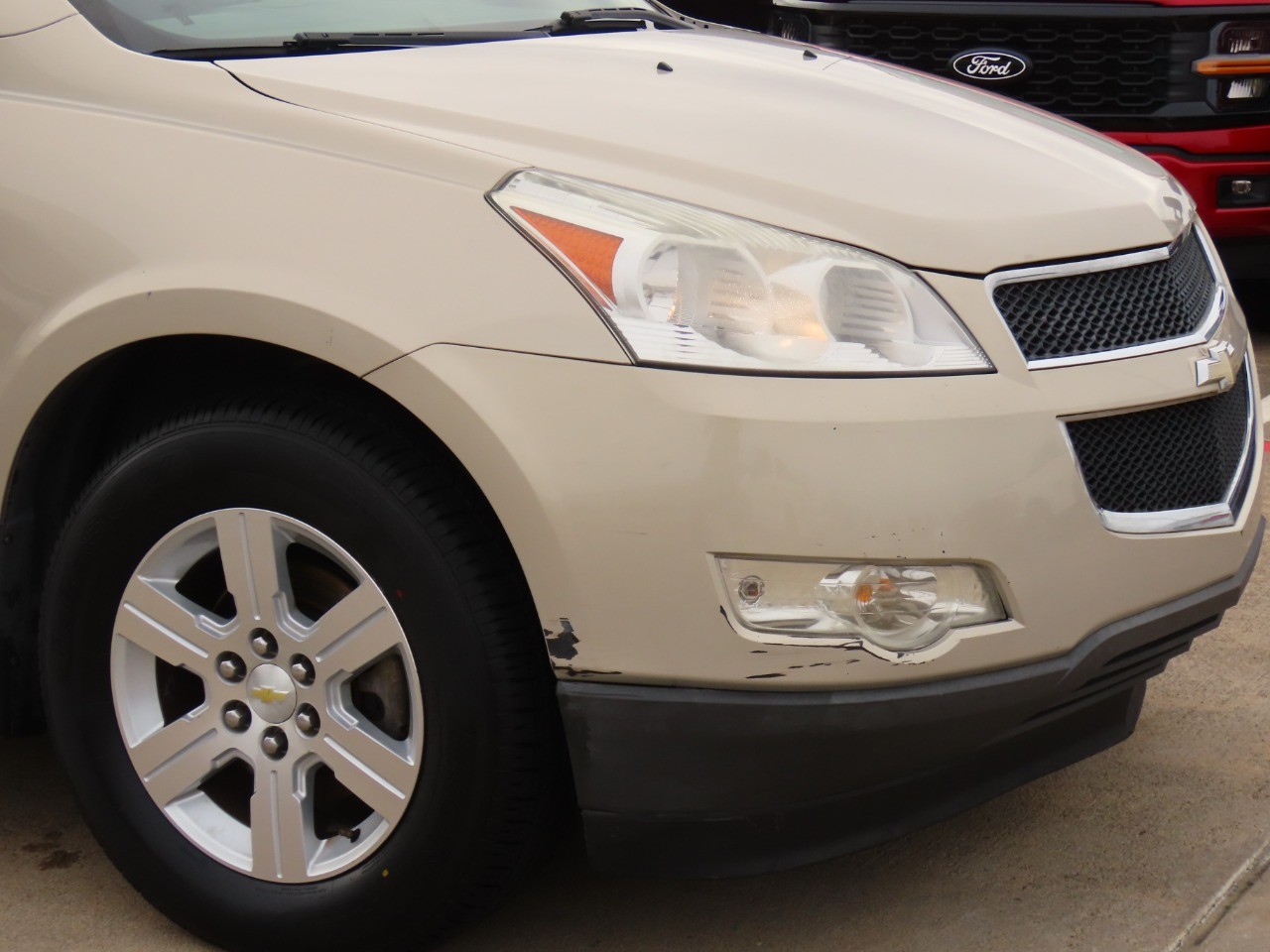 used 2011 Chevrolet Traverse car, priced at $7,999