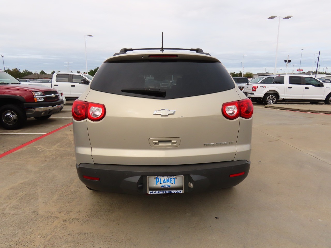 used 2011 Chevrolet Traverse car, priced at $7,999