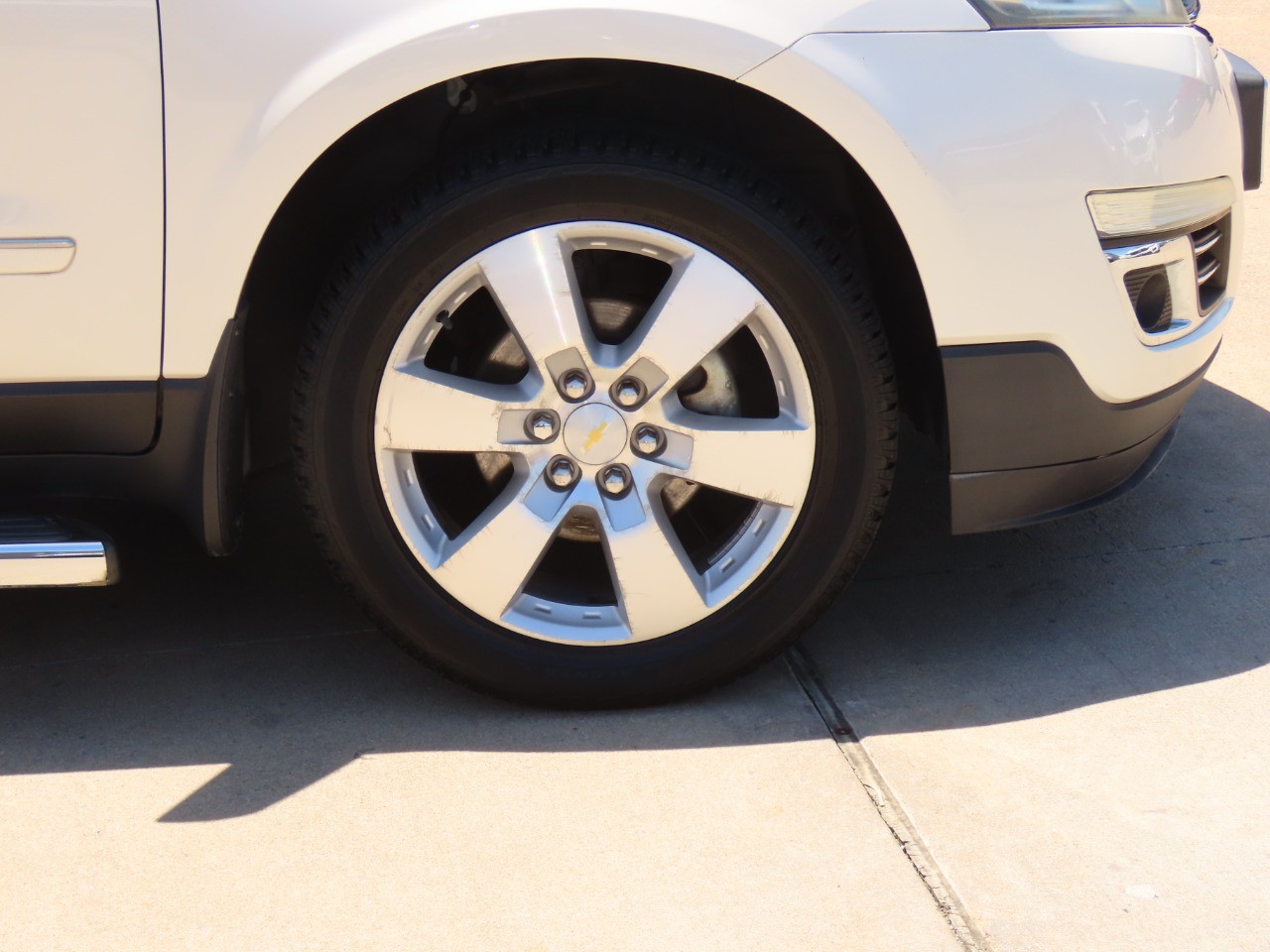 used 2014 Chevrolet Traverse car, priced at $7,999