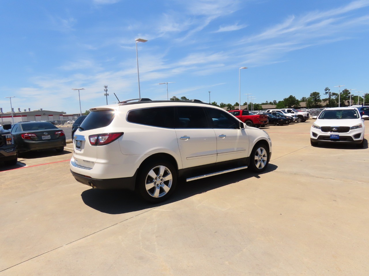 used 2014 Chevrolet Traverse car, priced at $7,999