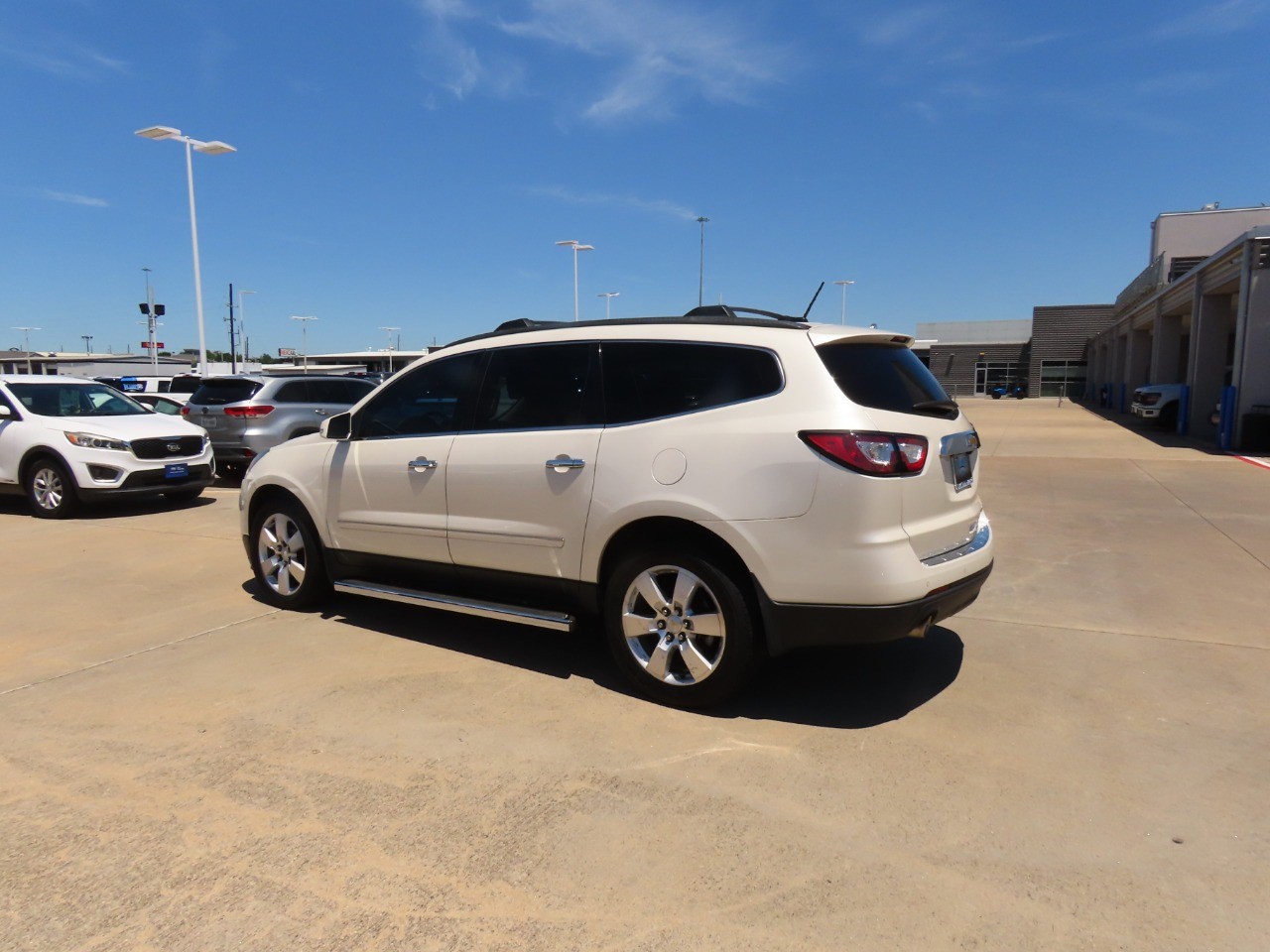 used 2014 Chevrolet Traverse car, priced at $7,999
