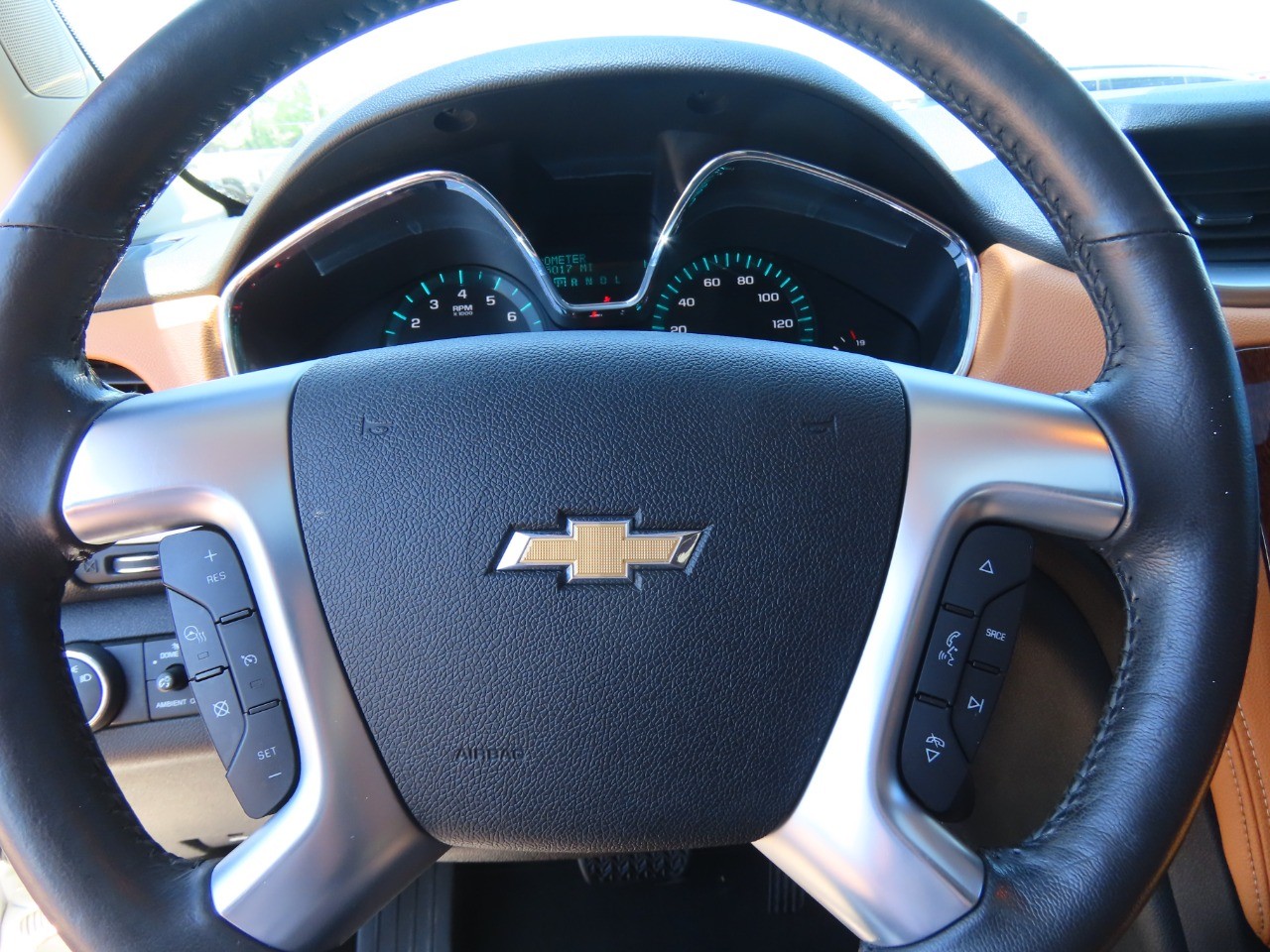 used 2014 Chevrolet Traverse car, priced at $7,999