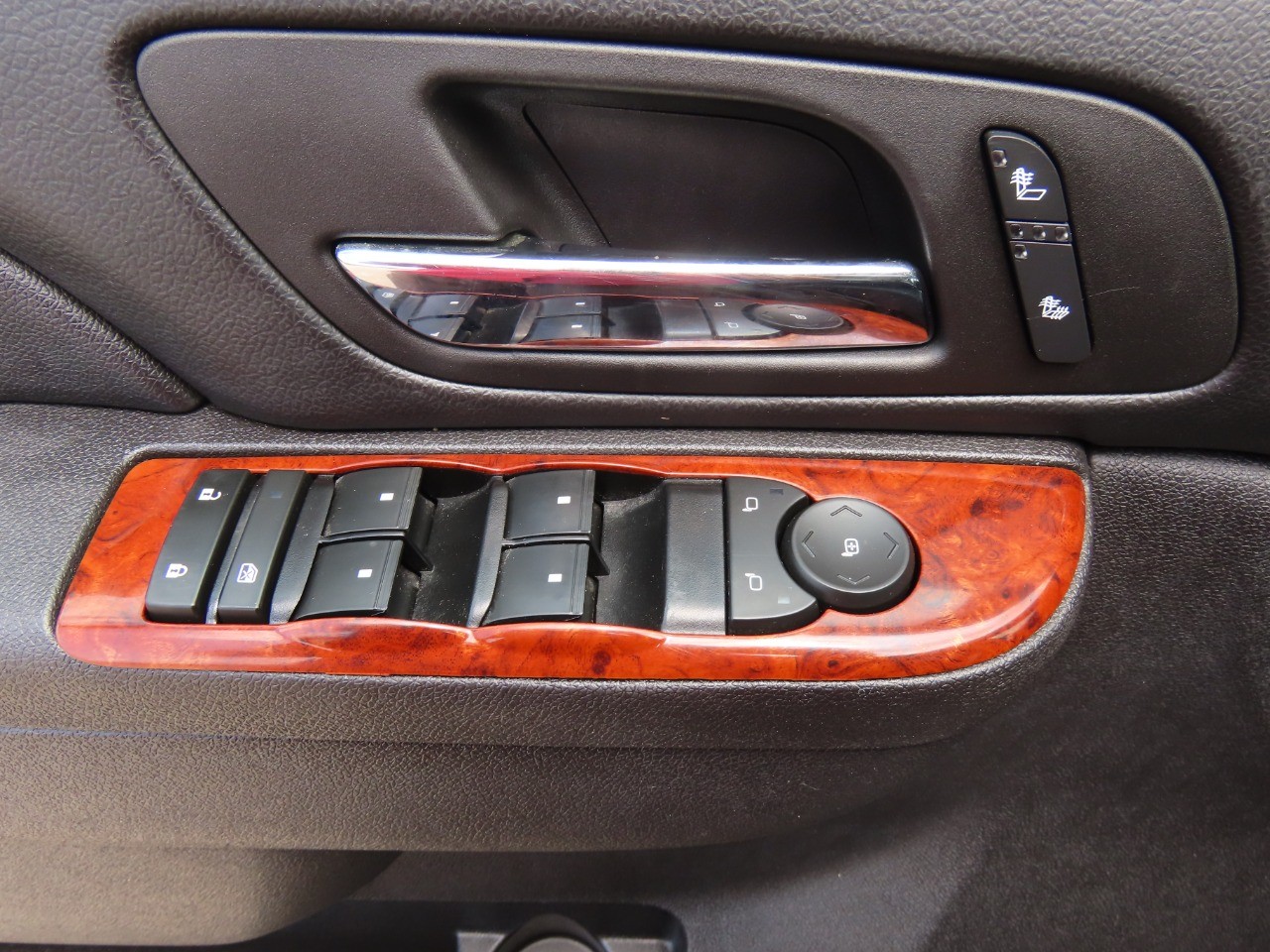 used 2012 Chevrolet Tahoe car, priced at $12,999