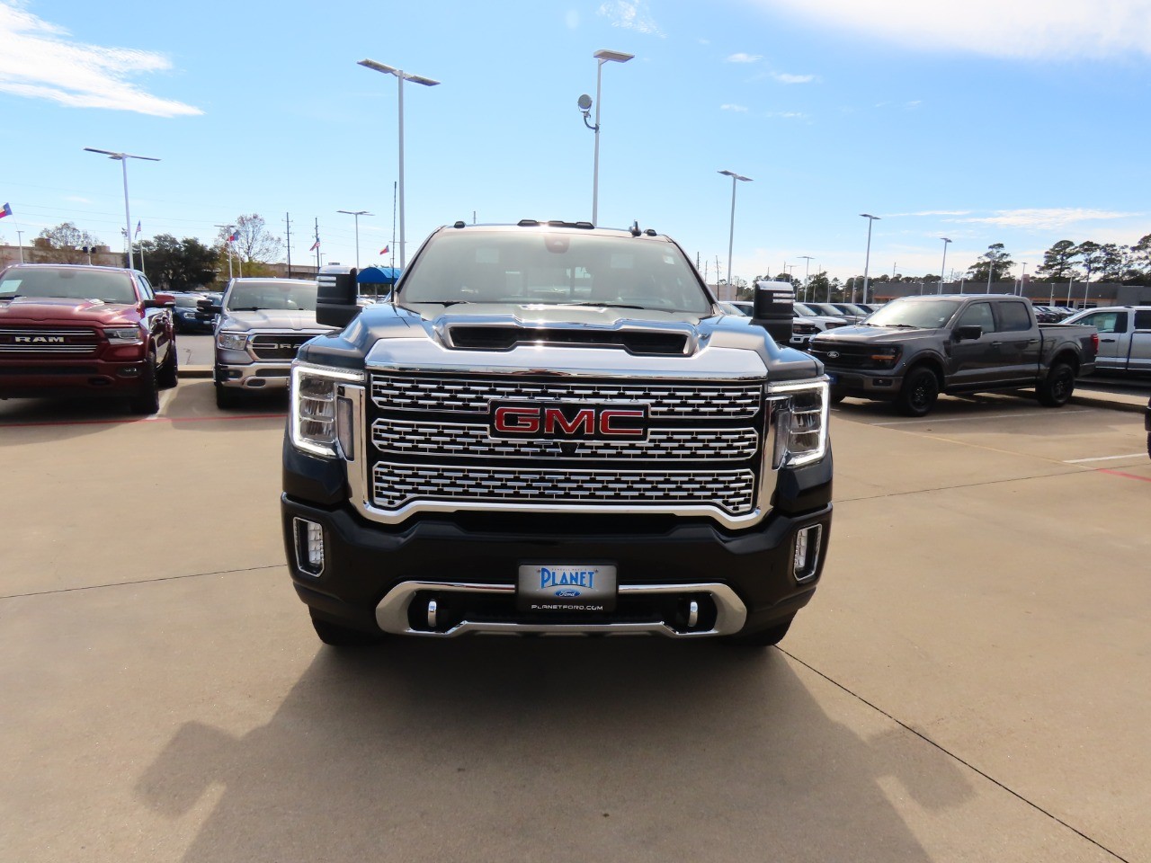 used 2022 GMC Sierra 2500HD car, priced at $61,999