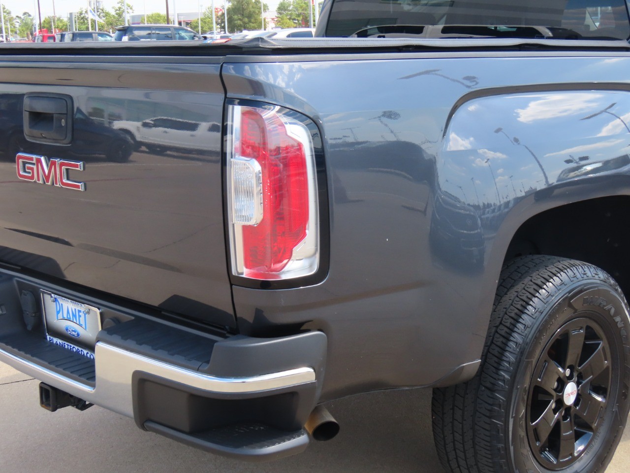 used 2017 GMC Canyon car, priced at $13,999