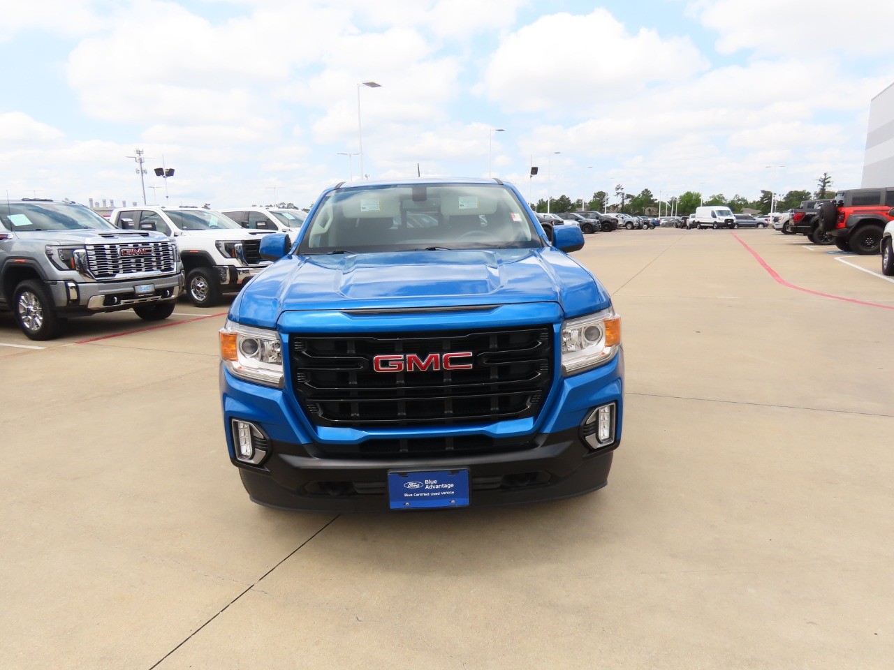 used 2022 GMC Canyon car, priced at $26,999