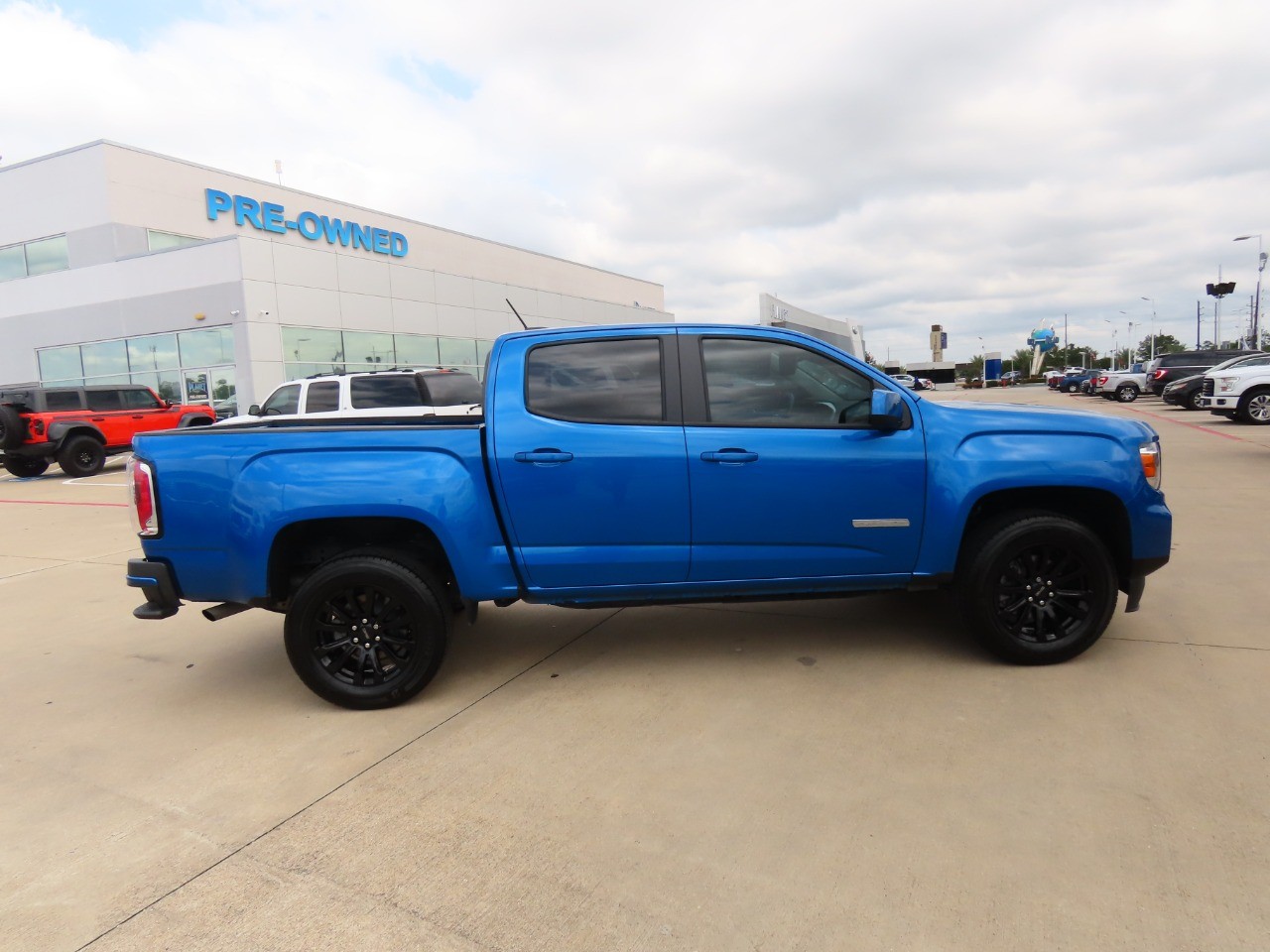 used 2022 GMC Canyon car, priced at $26,999