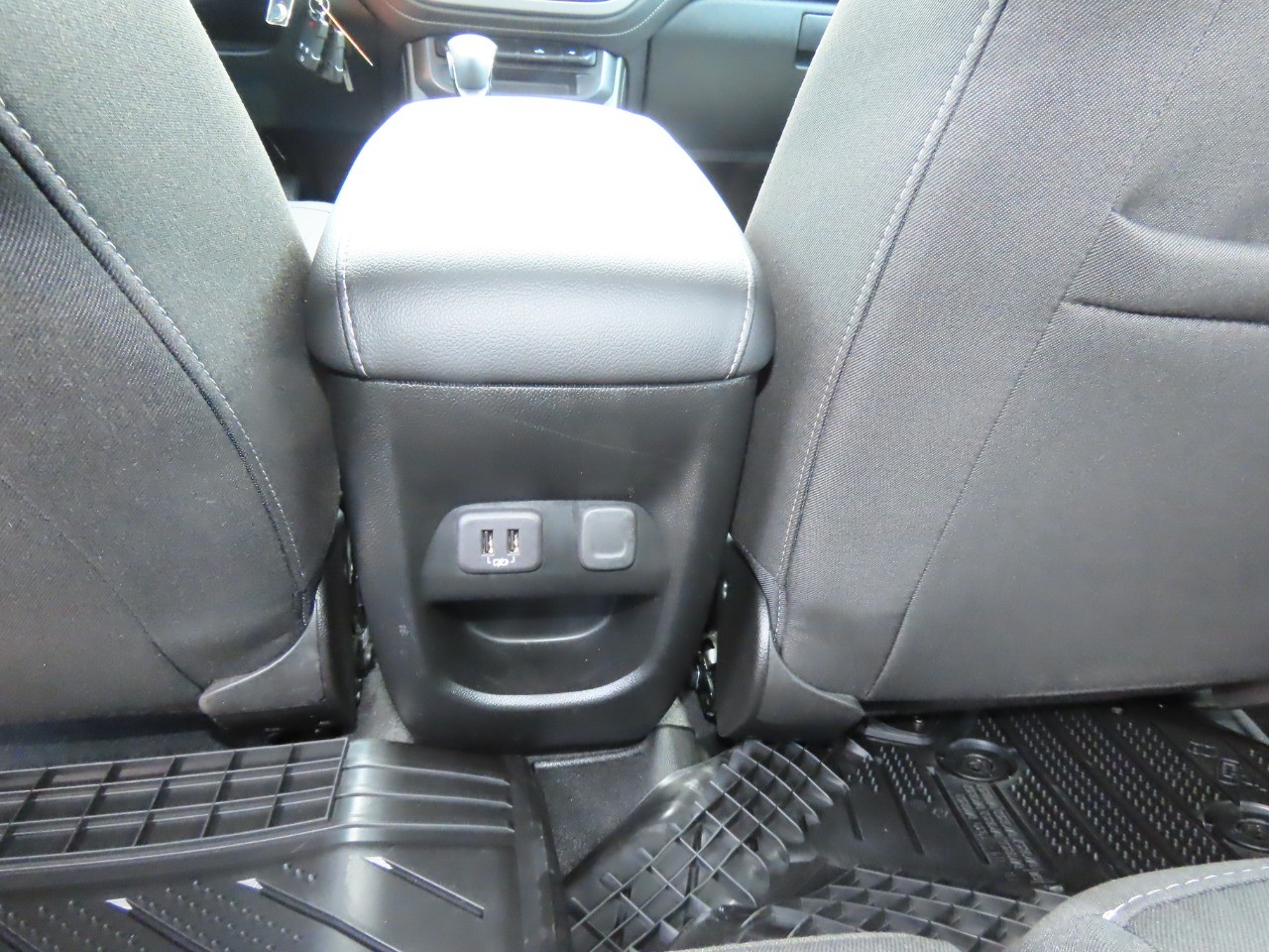 used 2022 GMC Canyon car, priced at $26,999