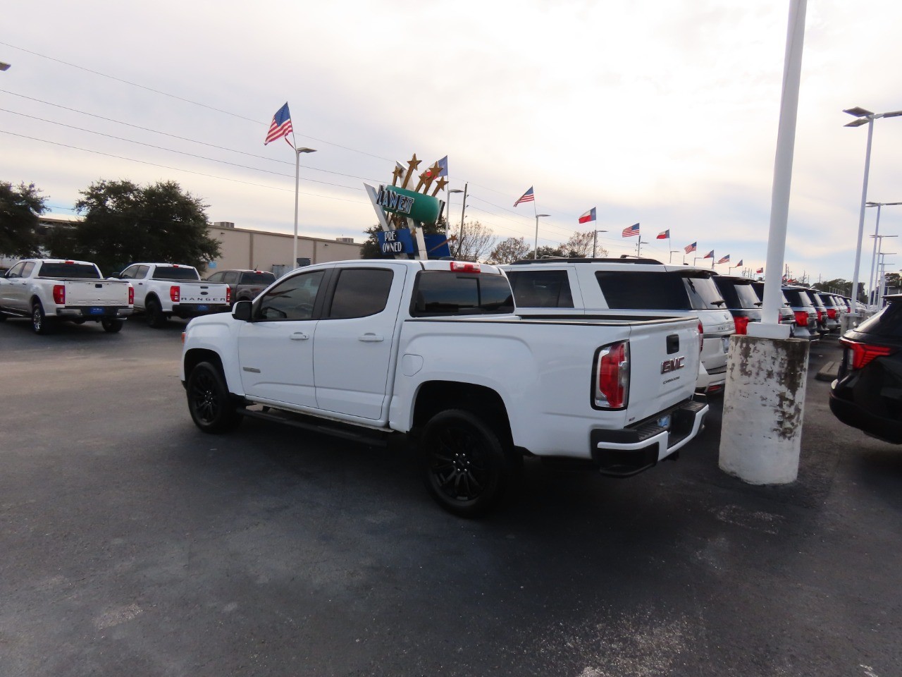 used 2021 GMC Canyon car, priced at $26,999