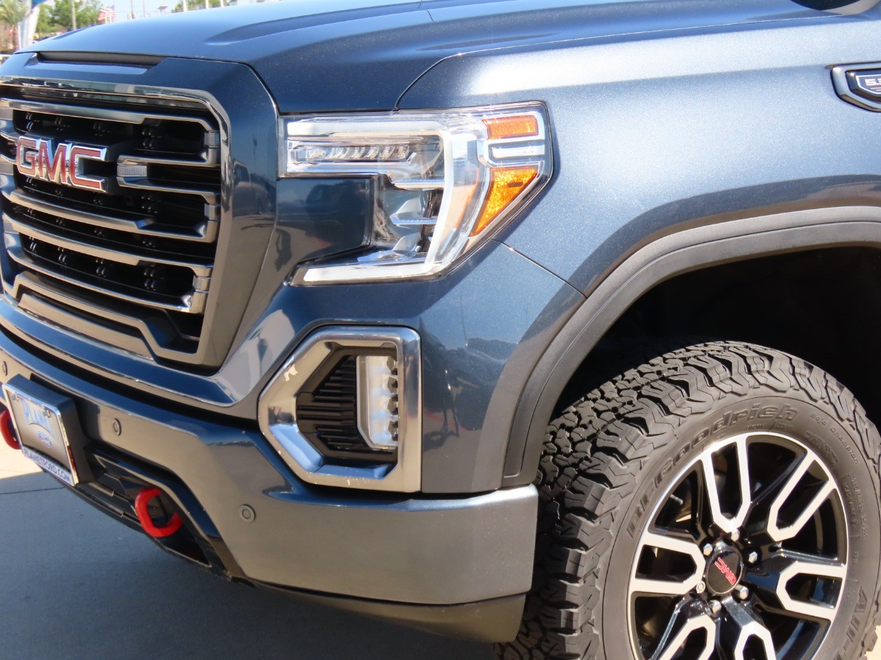 used 2021 GMC Sierra 1500 car, priced at $40,999