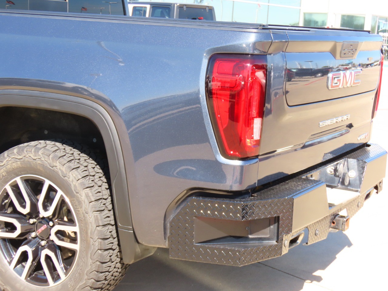 used 2021 GMC Sierra 1500 car, priced at $40,999