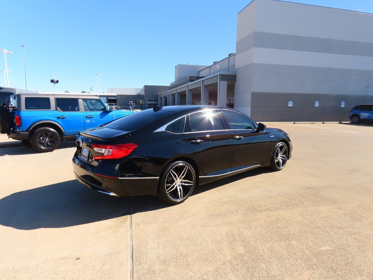 used 2022 Honda Accord Hybrid car, priced at $28,999