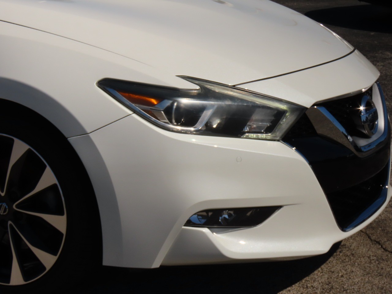 used 2018 Nissan Maxima car, priced at $15,999