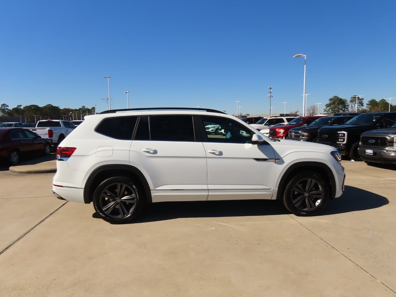 used 2021 Volkswagen Atlas car, priced at $27,999