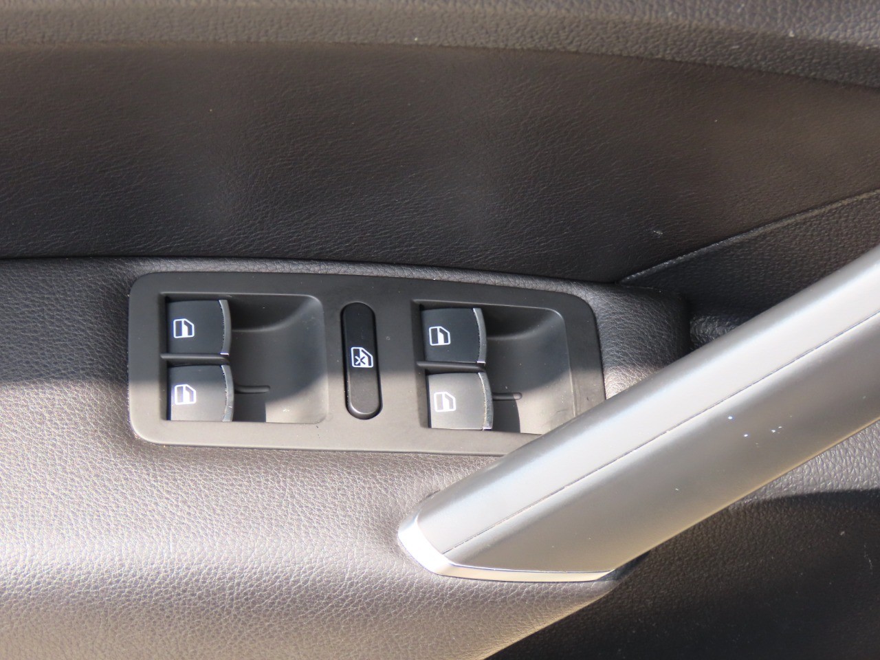 used 2017 Volkswagen Passat car, priced at $11,999