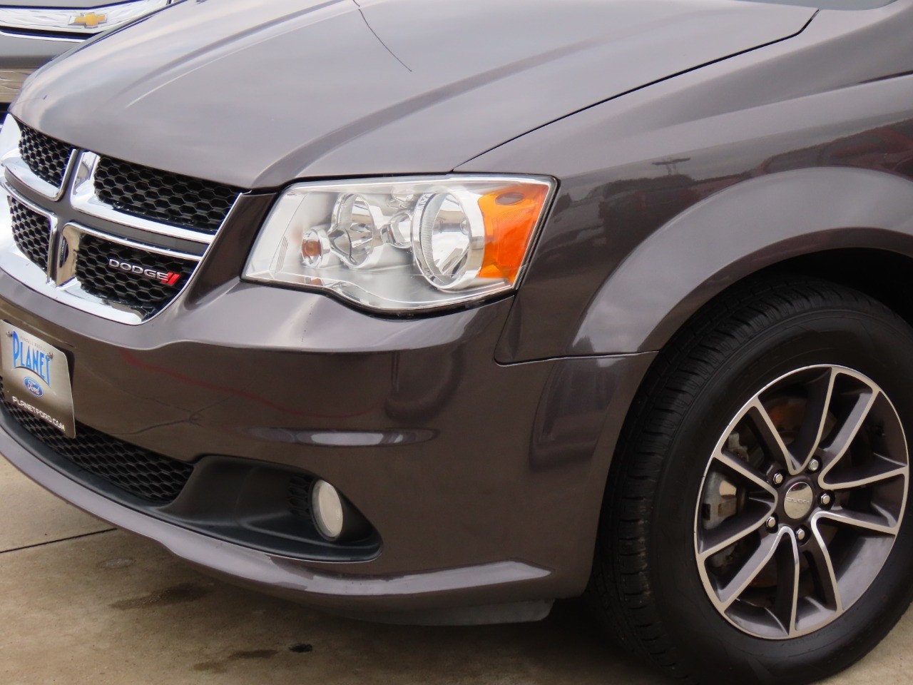 used 2017 Dodge Grand Caravan car, priced at $9,999