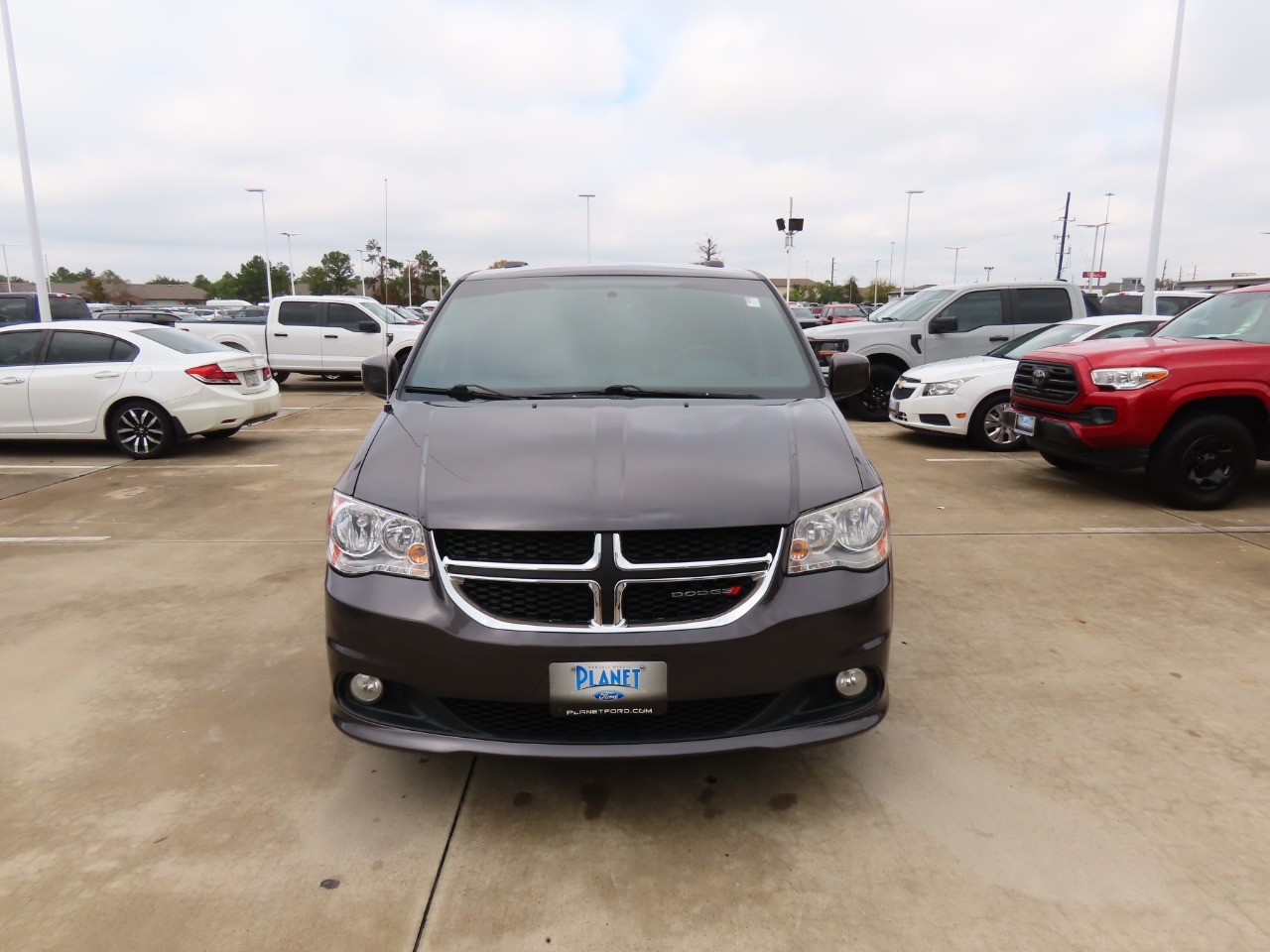 used 2017 Dodge Grand Caravan car, priced at $9,999