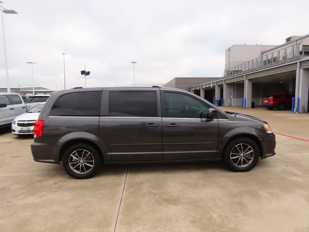 used 2017 Dodge Grand Caravan car, priced at $9,999