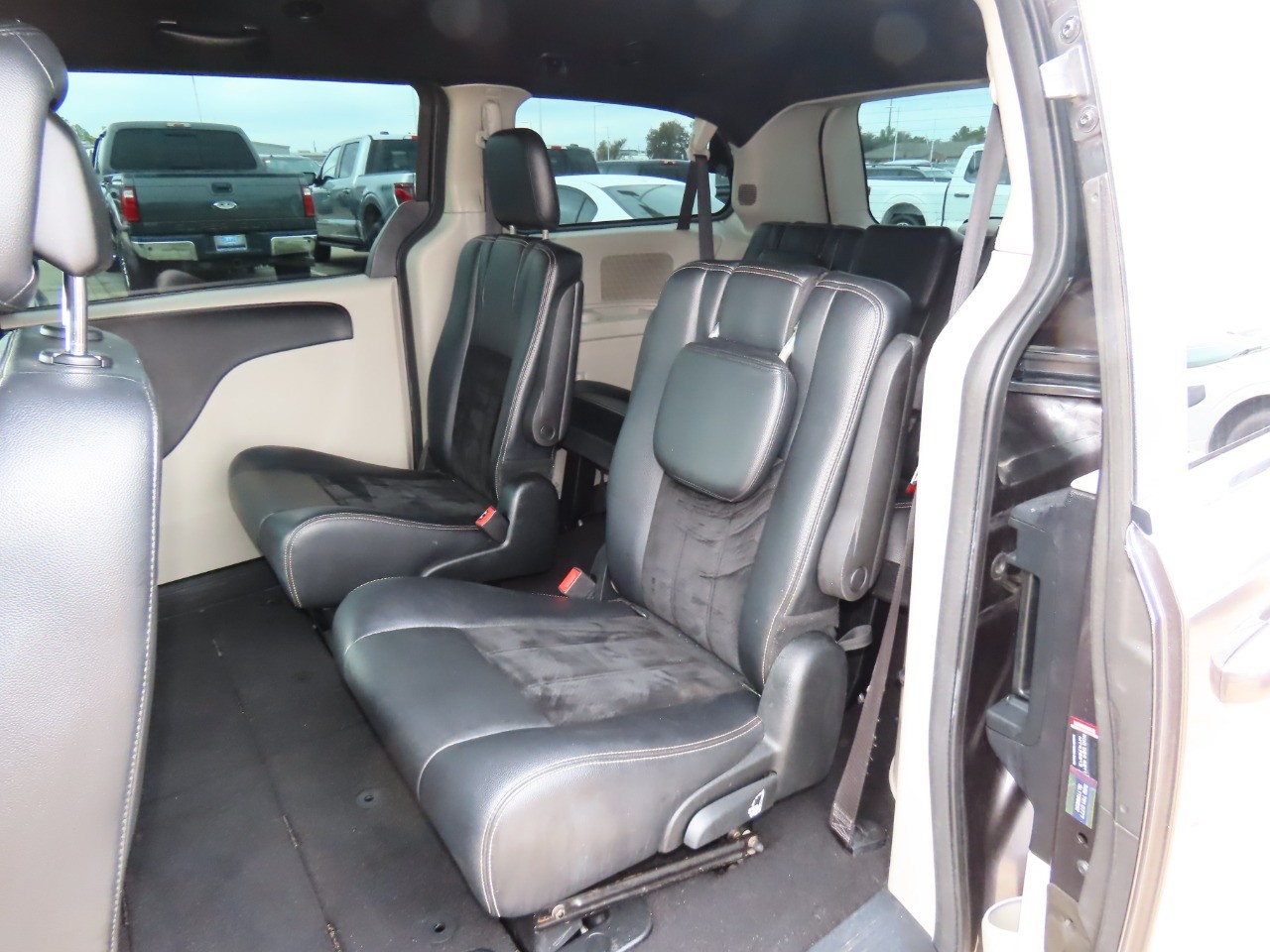 used 2017 Dodge Grand Caravan car, priced at $9,999