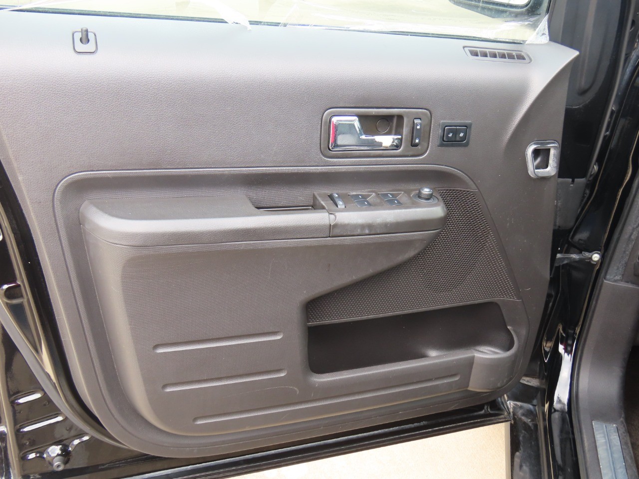 used 2009 Ford Edge car, priced at $4,999