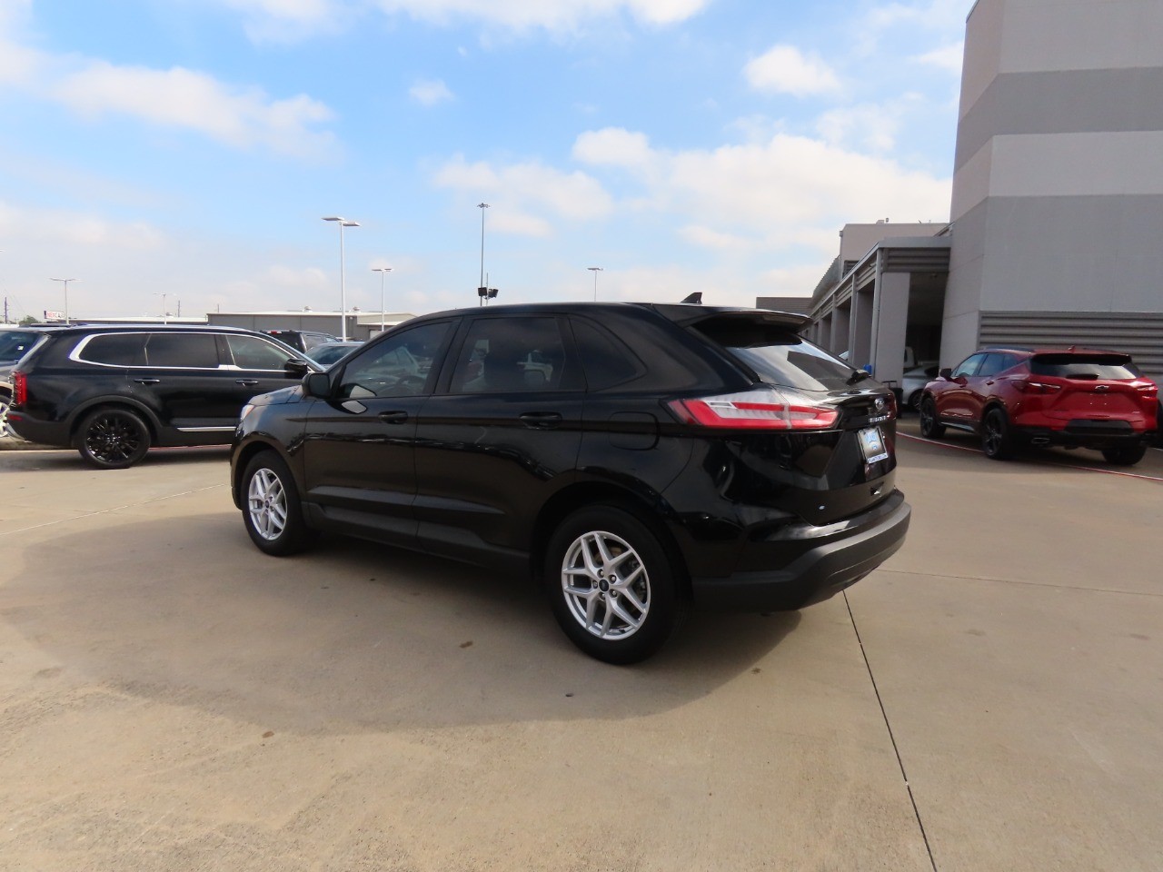 used 2021 Ford Edge car, priced at $18,999