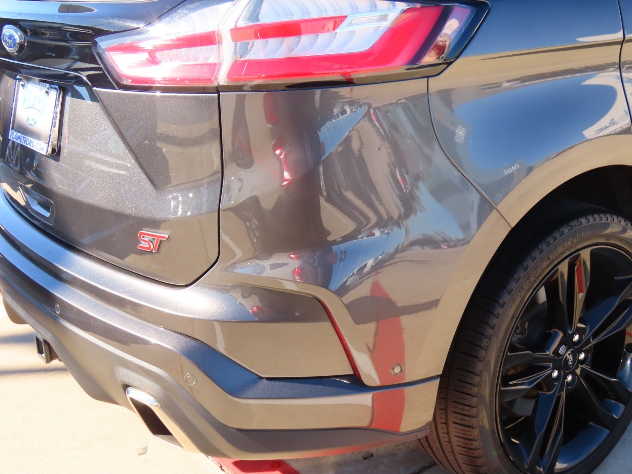 used 2019 Ford Edge car, priced at $19,999