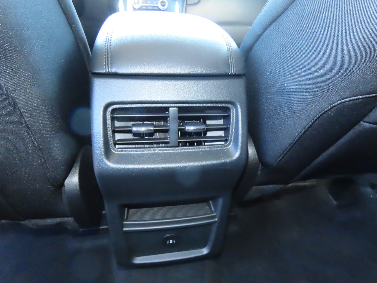 used 2024 Ford Edge car, priced at $28,999