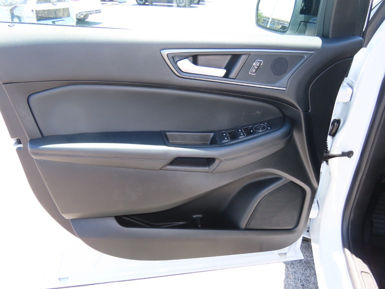used 2024 Ford Edge car, priced at $28,999