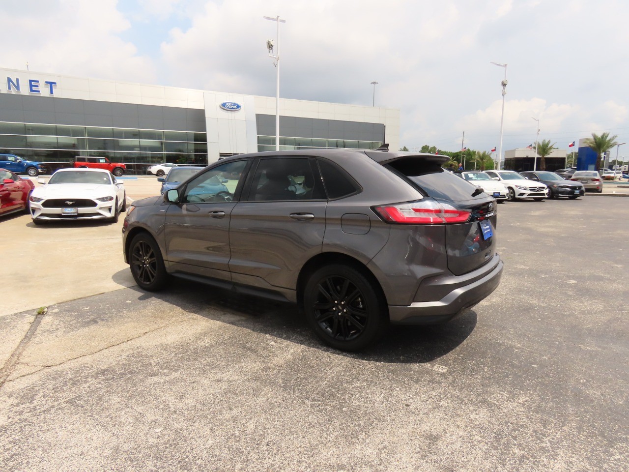 used 2022 Ford Edge car, priced at $26,999