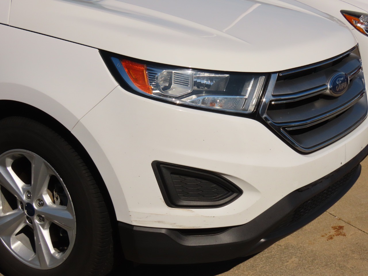 used 2015 Ford Edge car, priced at $9,999