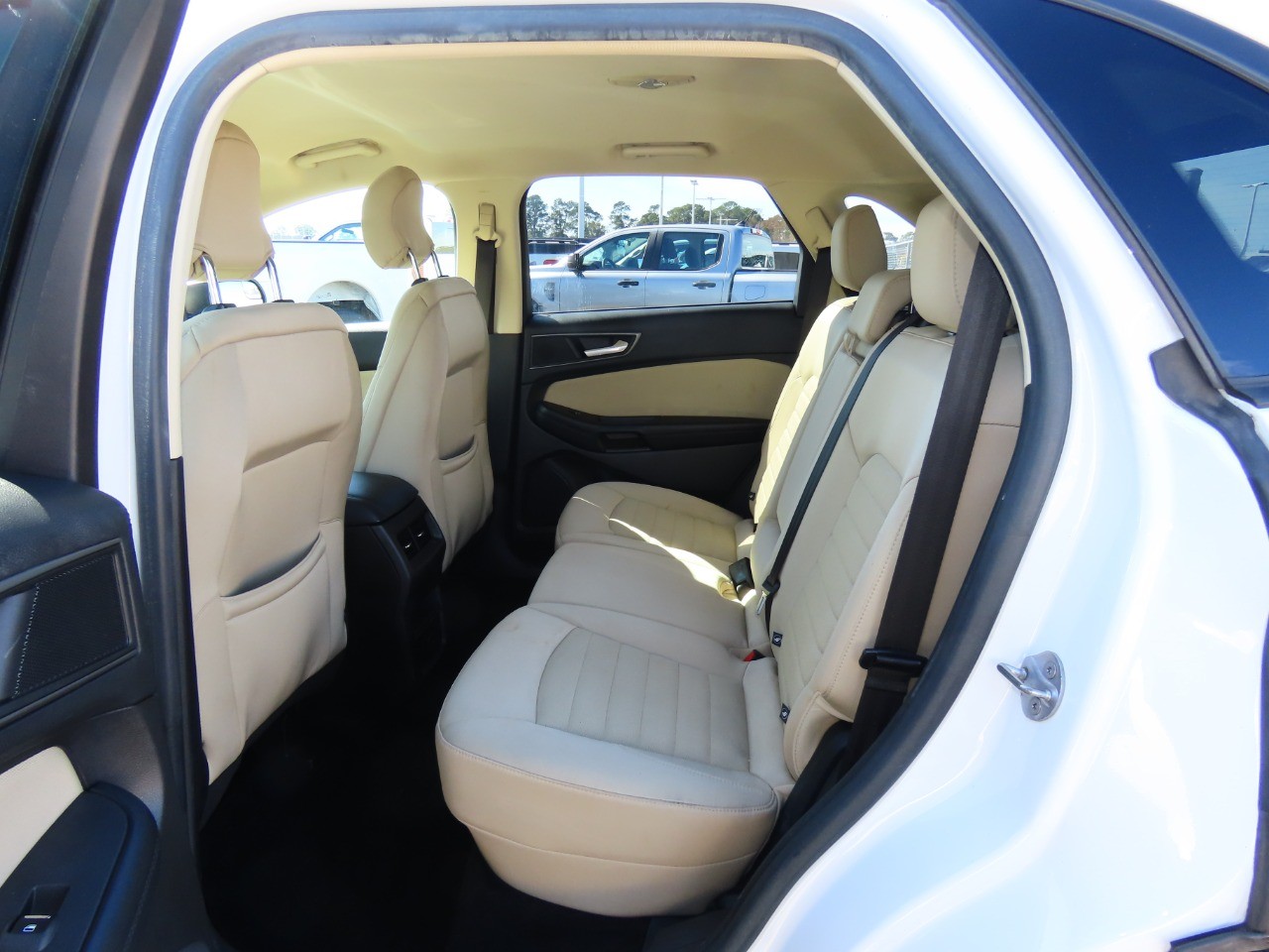 used 2015 Ford Edge car, priced at $9,999