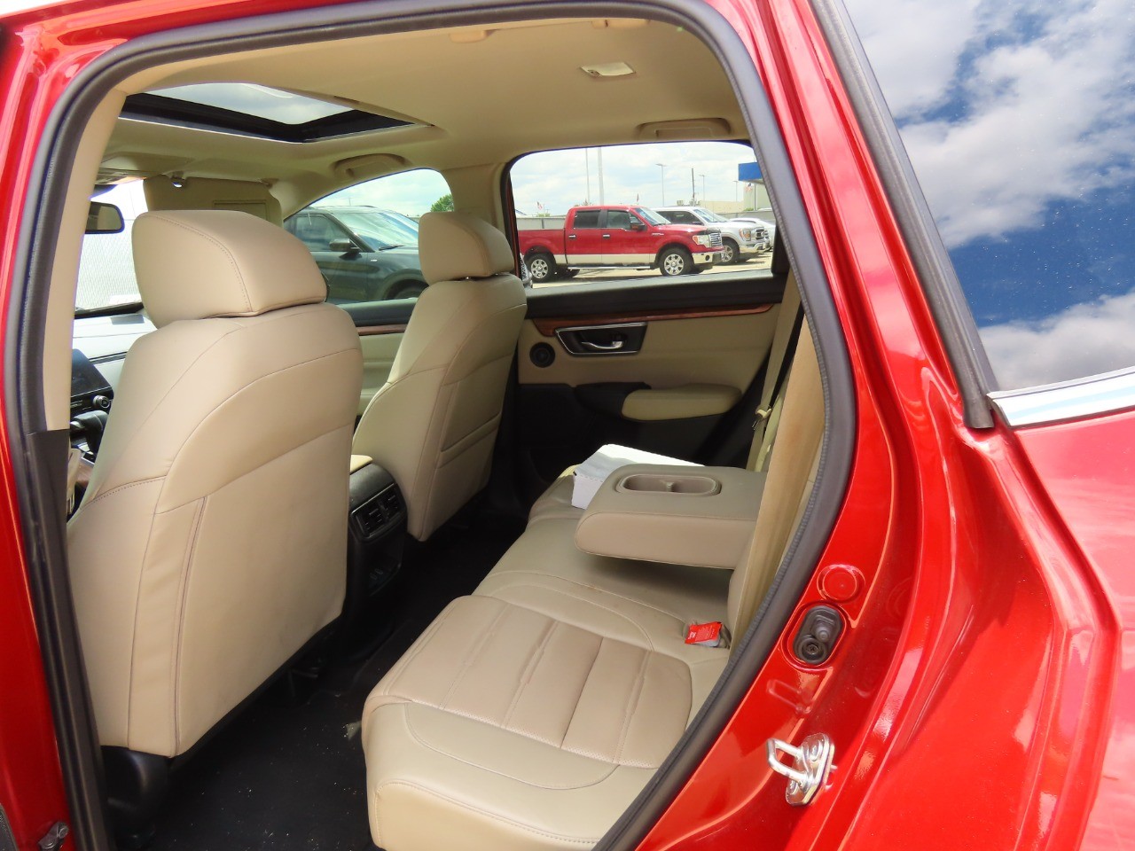used 2018 Honda CR-V car, priced at $19,999