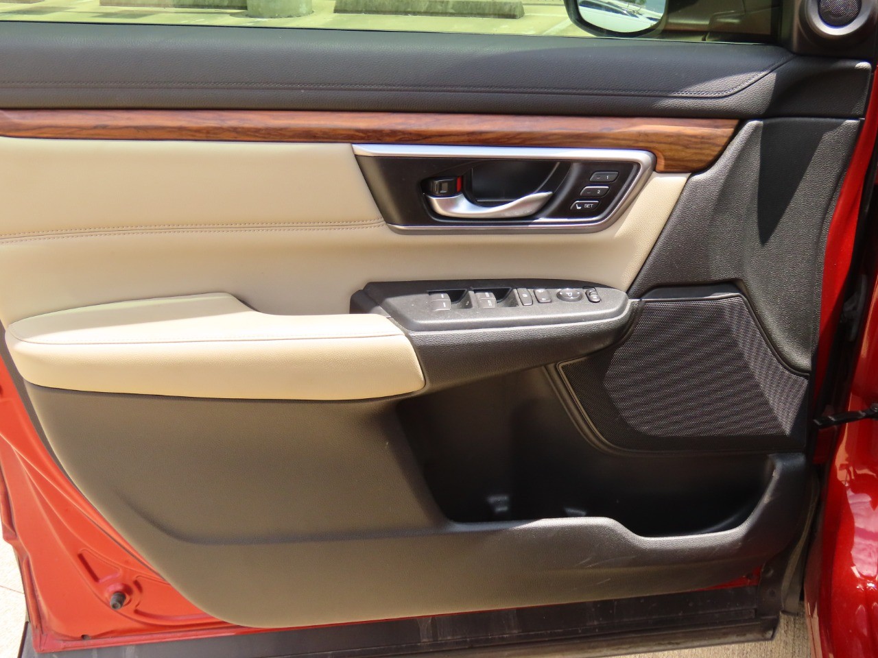 used 2018 Honda CR-V car, priced at $19,999