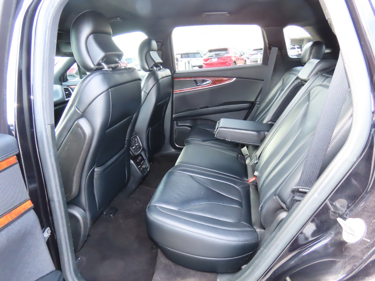 used 2019 Lincoln Nautilus car, priced at $15,999